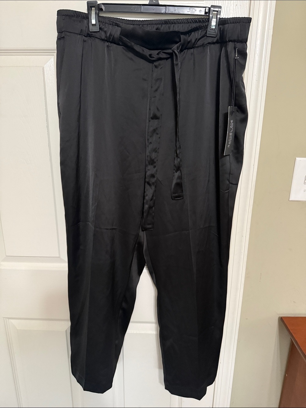 Rachel Zoe Black Satin-Trim Drawstring Pants size XL Super Comfortable Silky